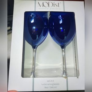 Stunning MODist 18oz Blue Luster Wine Glasses Essential Glasswear Set Of 2 BNWT